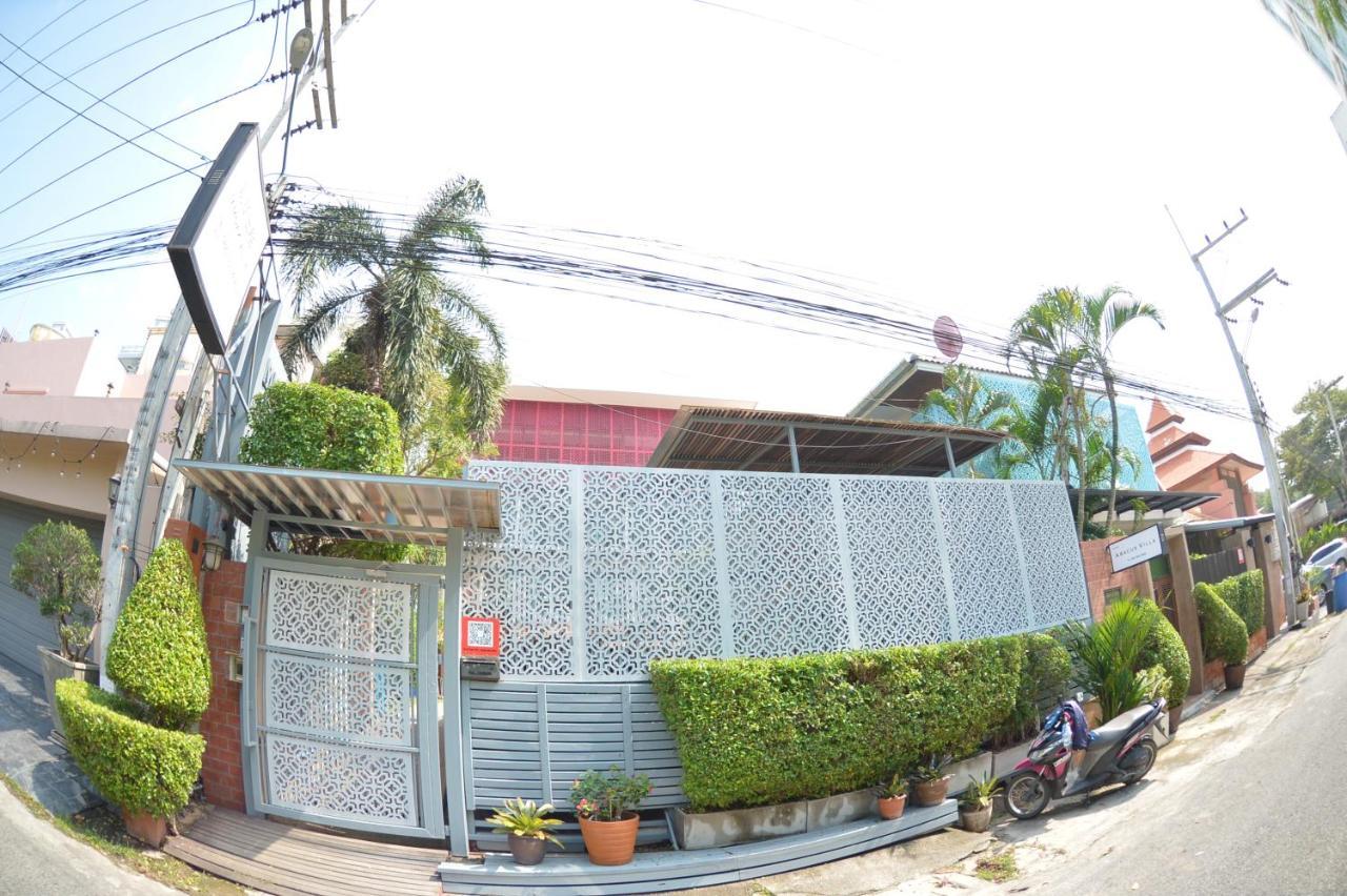 ตำหนักวิลล่า 10 ห้องนอน พร้อมสระว่ายน้ำส่วนตัว Ban Nong Tabaek Luaran gambar